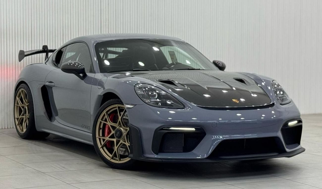 بورش كايمان 718 2025 Porsche 718 Cayman GT4 RS Weissach Package, Feb/2027 Porsche Warranty, Excellent Condition, GCC