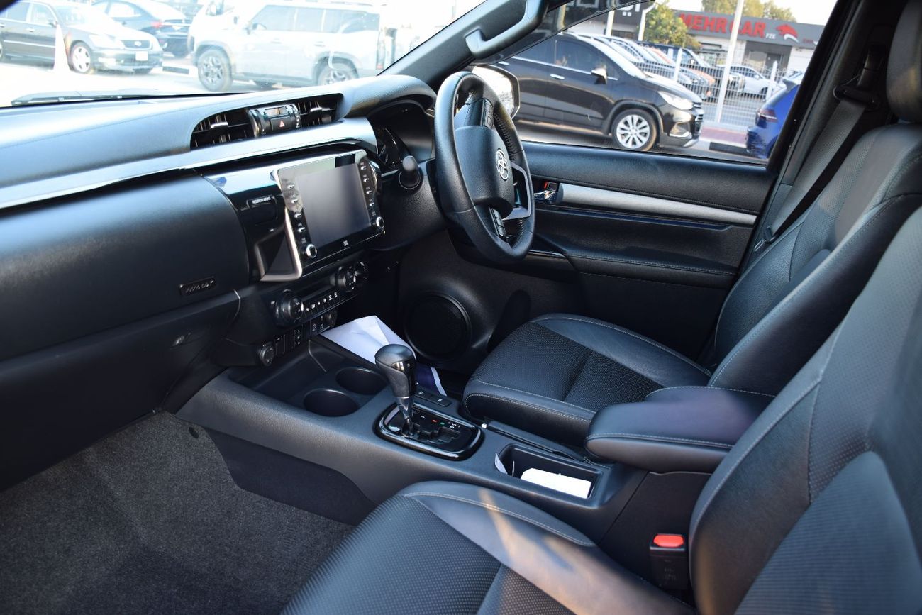 Toyota Hilux ROGUE 4X4 DIESEL FULL OPTION (RHD)