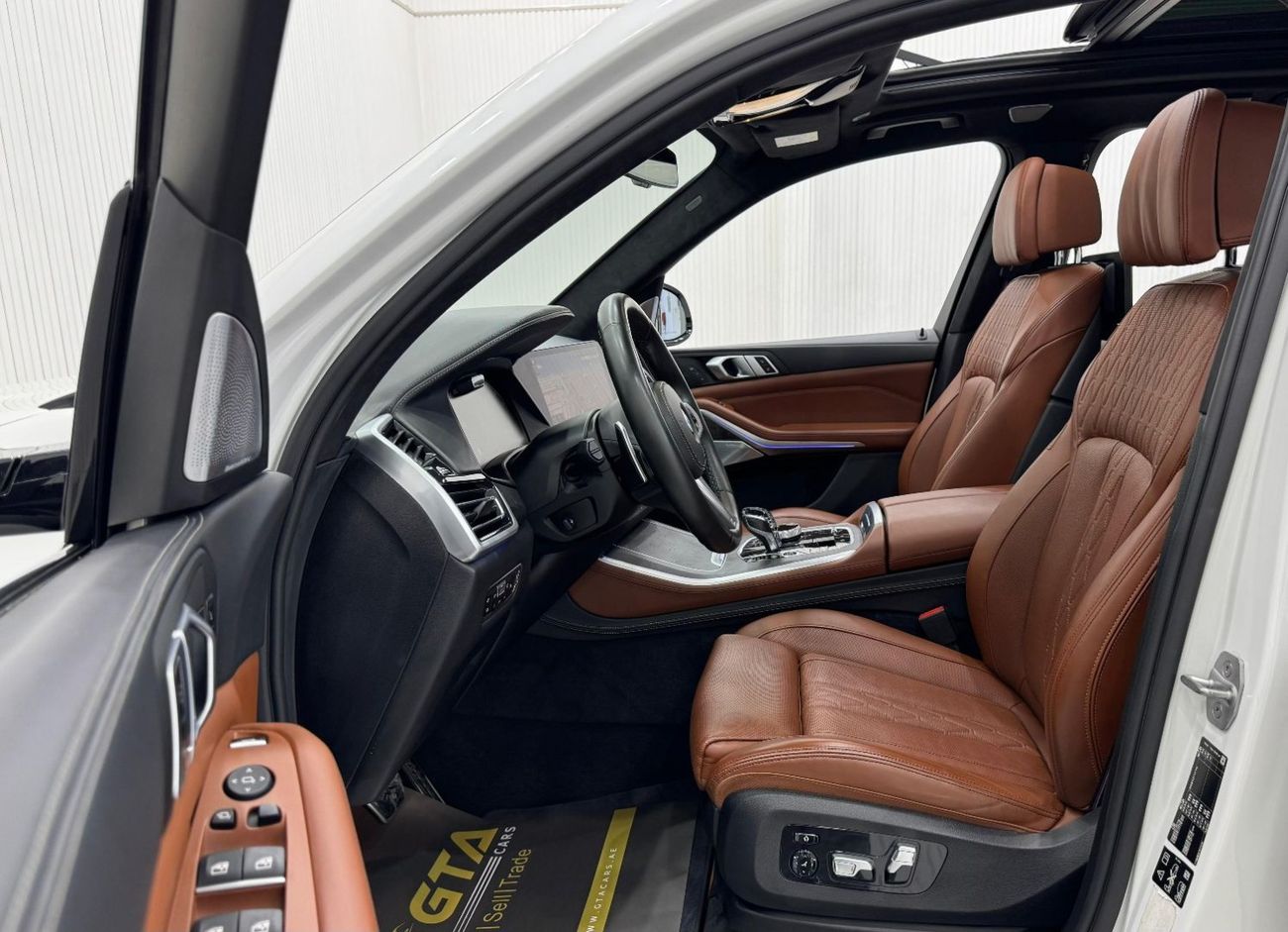 بي أم دبليو X5 M50i Luxury 4.4L 2021 BMW X5 M50i M-Sport, Oct 2025 BMW Warranty + Service Pack, Fully Loaded, Low K