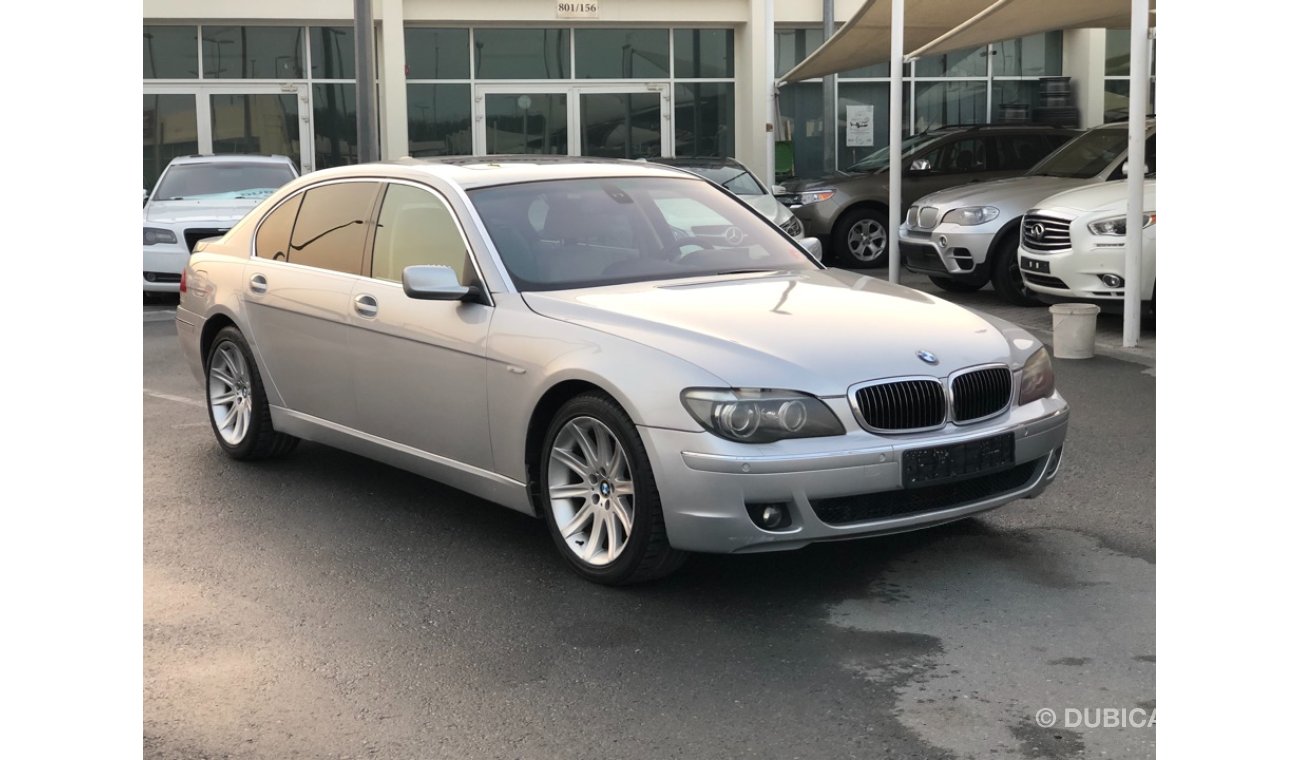 BMW 730Li BMW 730 MODEL 2007 GCC car perfect condition full option low mileage sun roof leather seats back cam