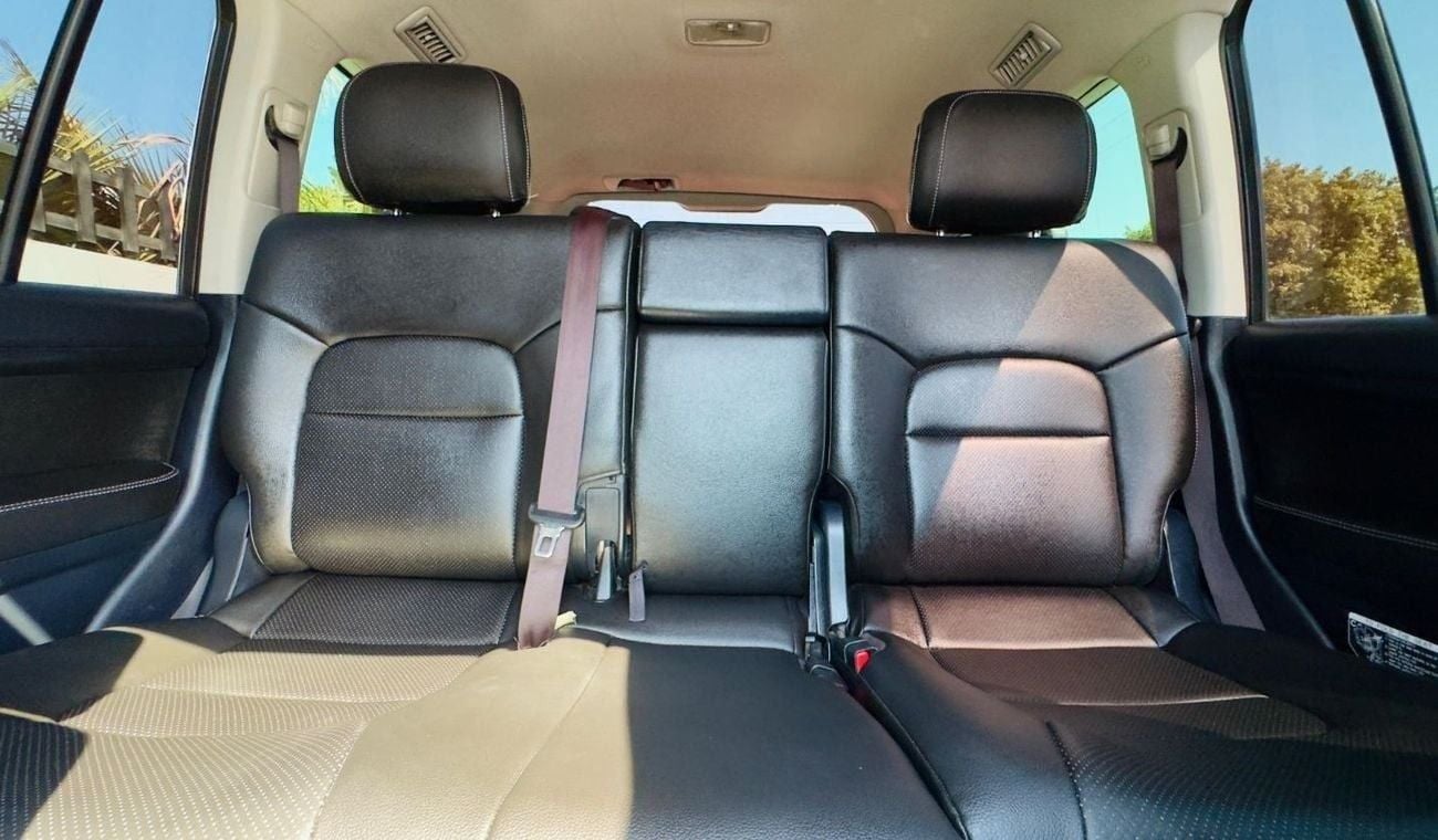 تويوتا لاند كروزر PREMIUM SAHARA BODY KIT INSTALLED | 4.5L DIESEL ENGINE | RHD