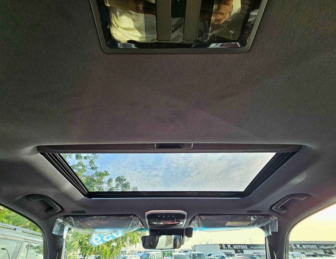 Toyota Land Cruiser GR SPORT || 3.5L PETROL V6 | RADAR | REAR ENTERTAINMENT SCREEN | SUNROOF | COOL BOX (CODE#LC3HGR)