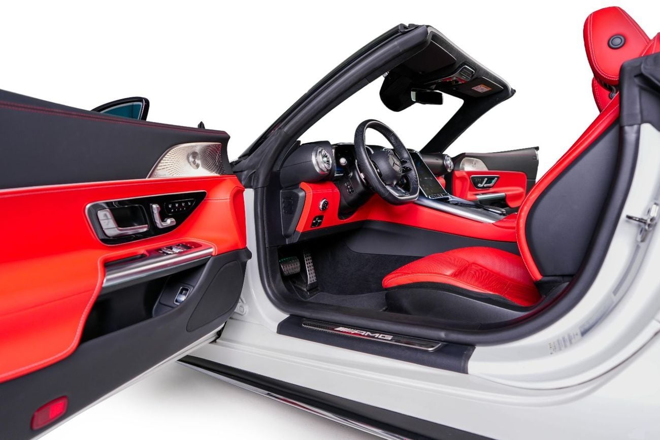 مرسيدس بنز SL 63 AMG 4 MATIC Plus-Low Mileage-Exclusive Color