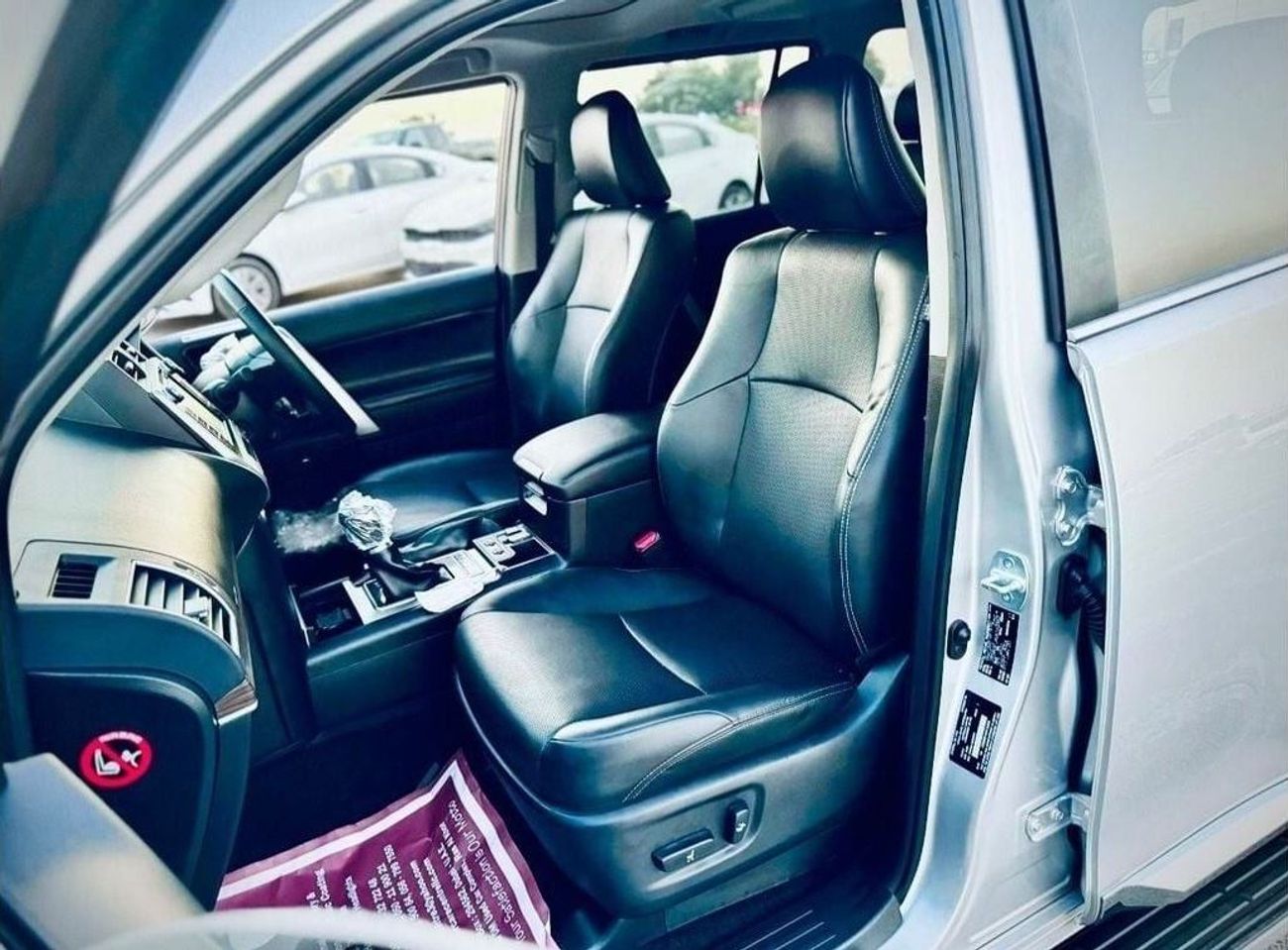 تويوتا برادو Kakadu 2020 Model Diesel Engine Full Option Top Of The Range