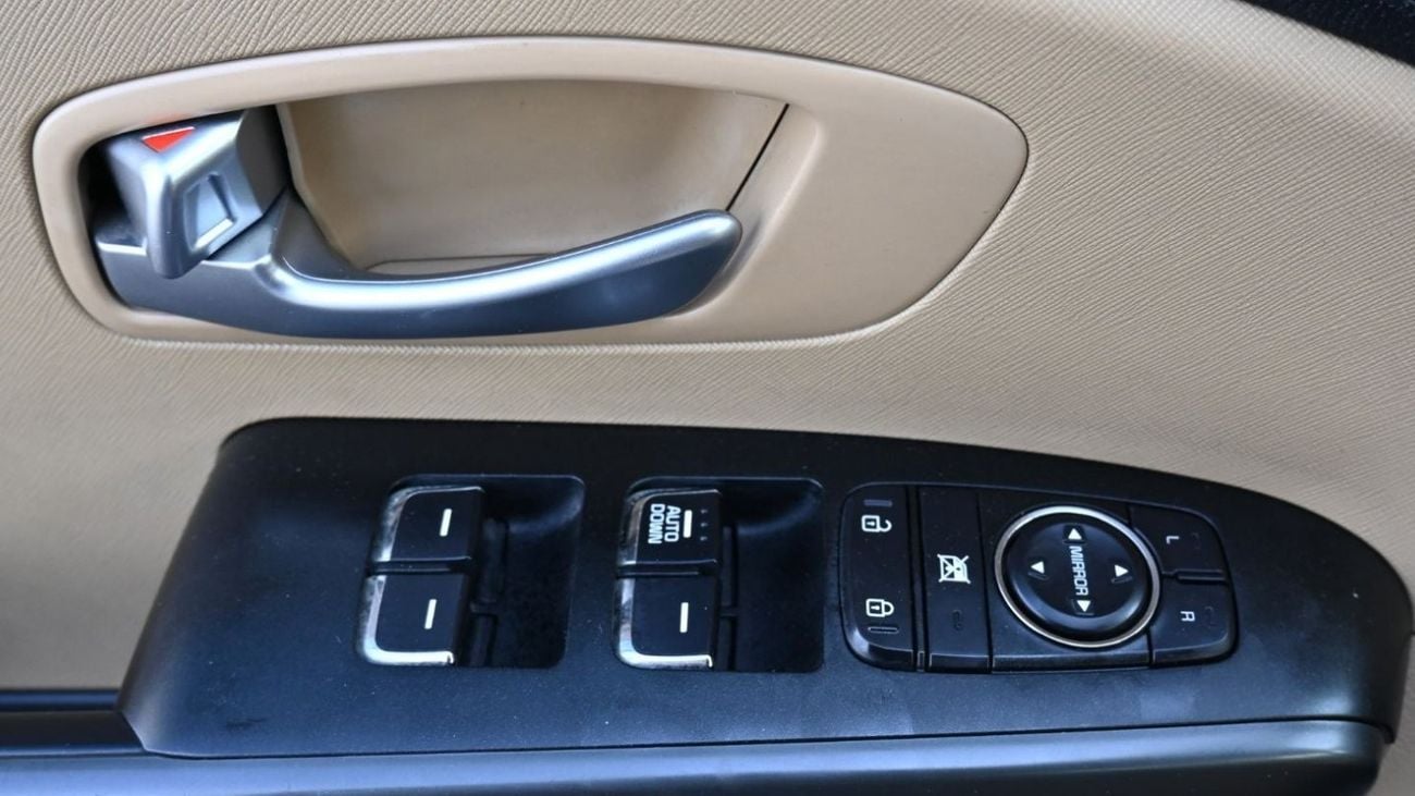 كيا كارنيفال كيا كرنفال 2020 خليجي بحالة ممتازة بدون حوادث صبغ وكالة