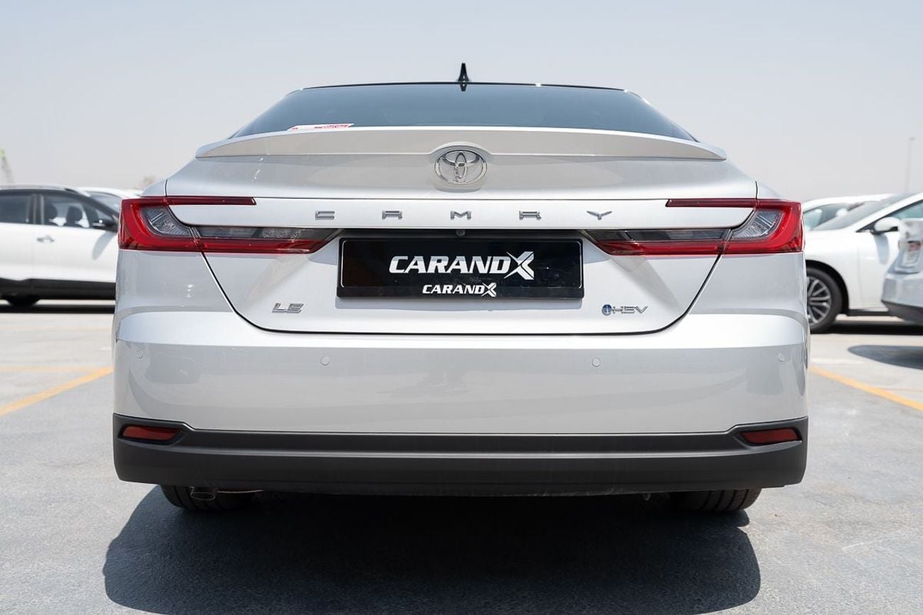Toyota Camry LE Hybrid 2.5L 2026