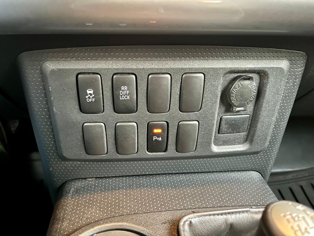 تويوتا إف جي كروزر GXR 4.0L A/T