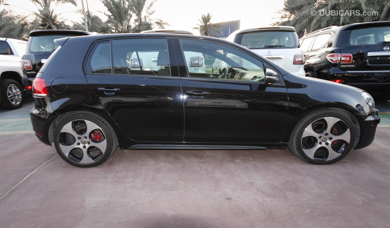 فولكس واجن جولف GTI