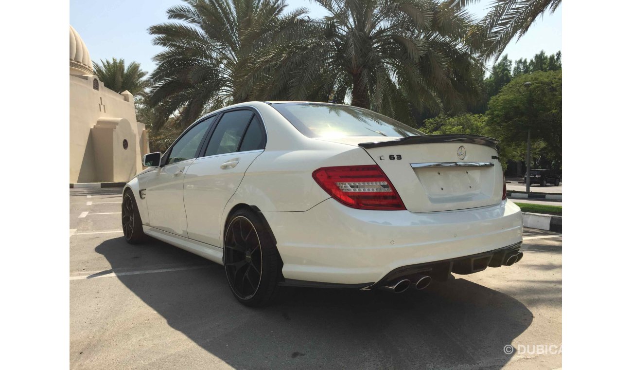 مرسيدس بنز C 36 AMG MERCEDES-BENZ C63 AMG  2009 MODEL