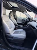 Toyota RAV4 Hybrid XLE 2.5L premium,Sunroof,limited Rims