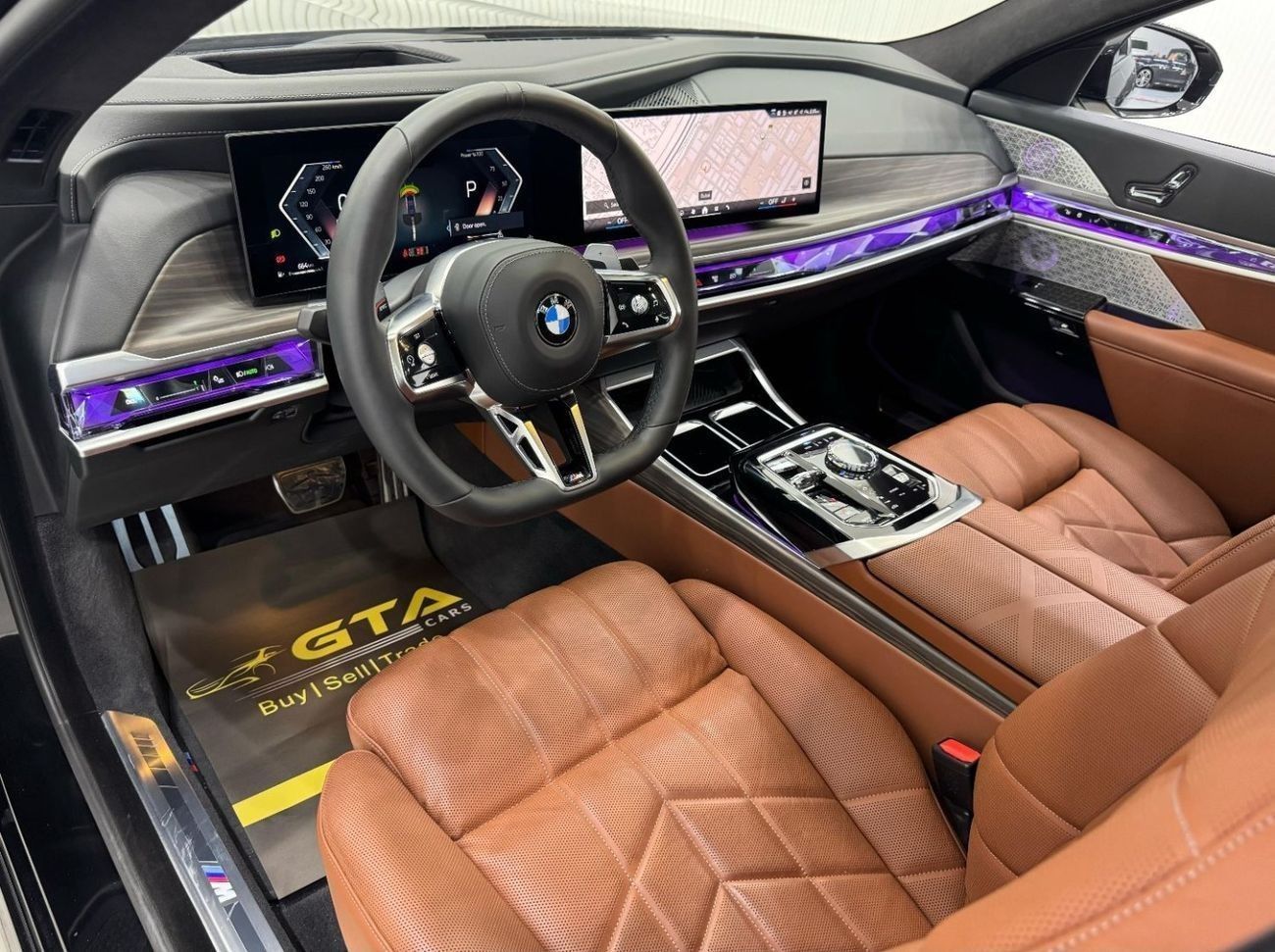 BMW 740i M-Sport 2024 BMW 740i M-Sport, BMW warranty + Service Pack, Fully Loaded, Very Low Kms, GCC