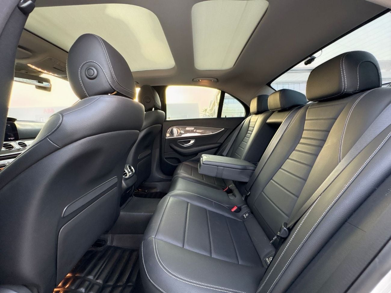 Mercedes-Benz E300 Premium + 2.0L AED 1,900 P.M | 0% DOWN PAYMENT | MERCEDES-BENZ E300 AMG | 2.0L V4 | 2020