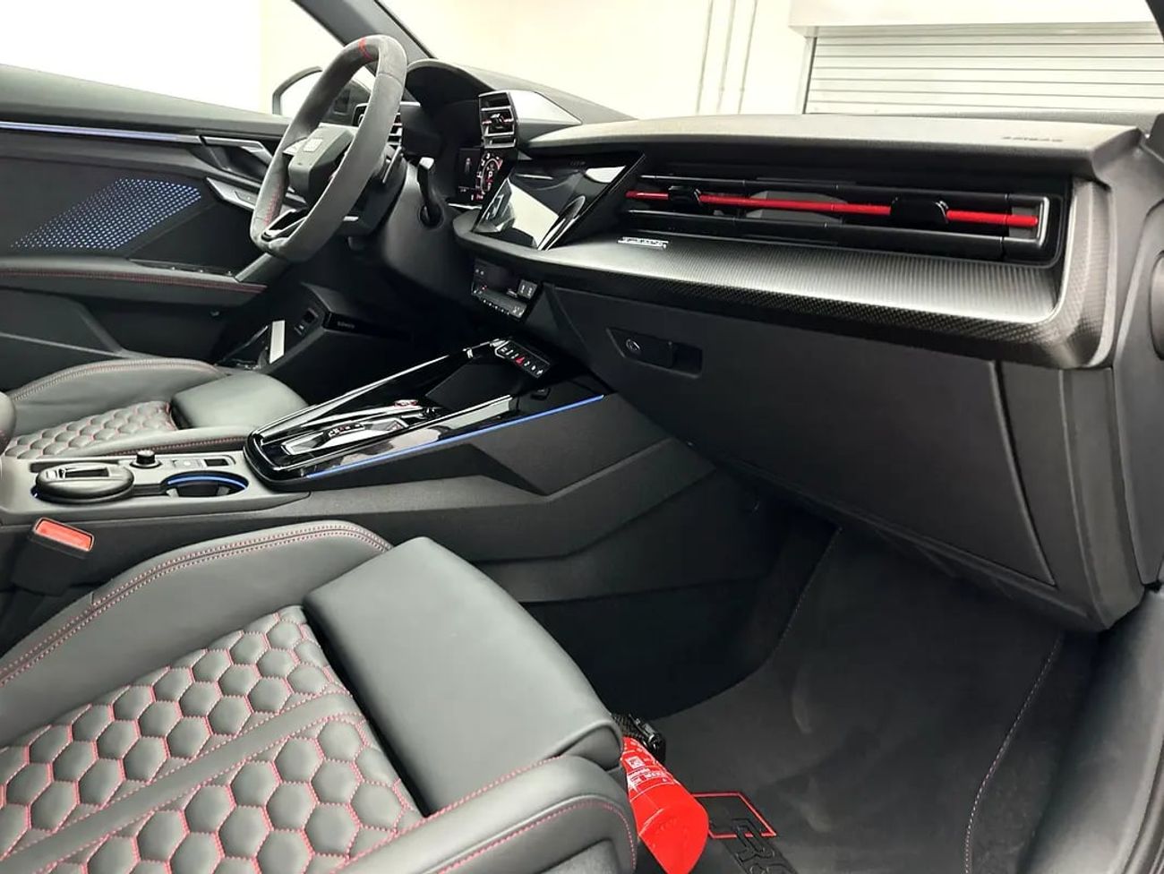 أودي RS3 RS3 Sportback 400hp (Ref# 03878)