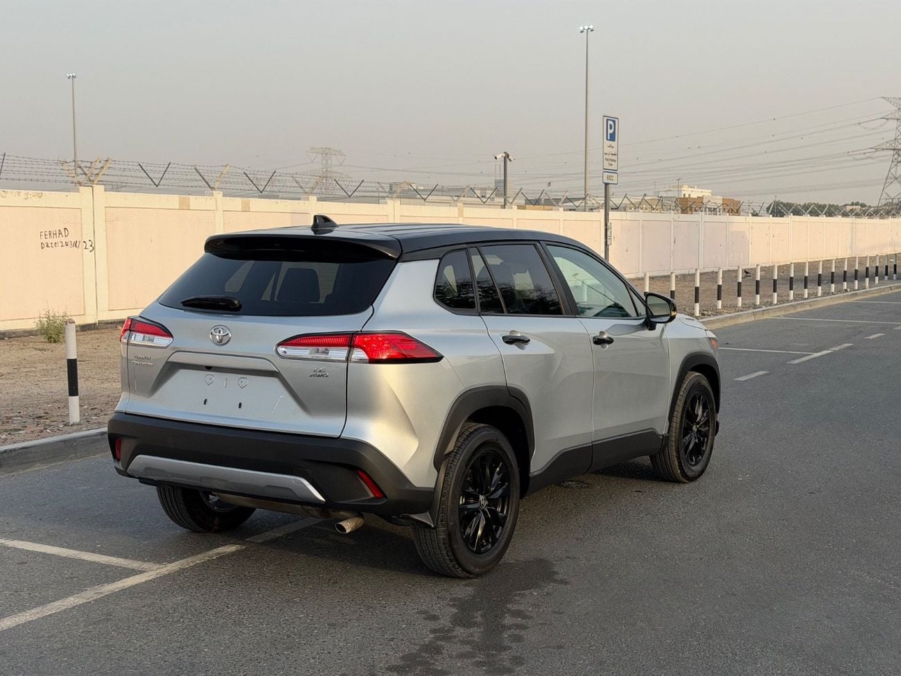 تويوتا كورولا كروس 2024 XLE 2.0L AWD PUSH START CANADA SPEC