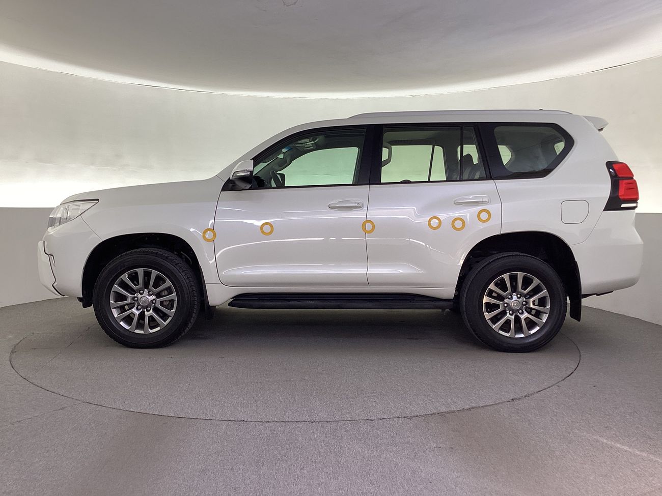 تويوتا برادو VXR | شامل الضمان | 0 ﺪﻔﻋﺓ ﺃﻮﻟﻯ