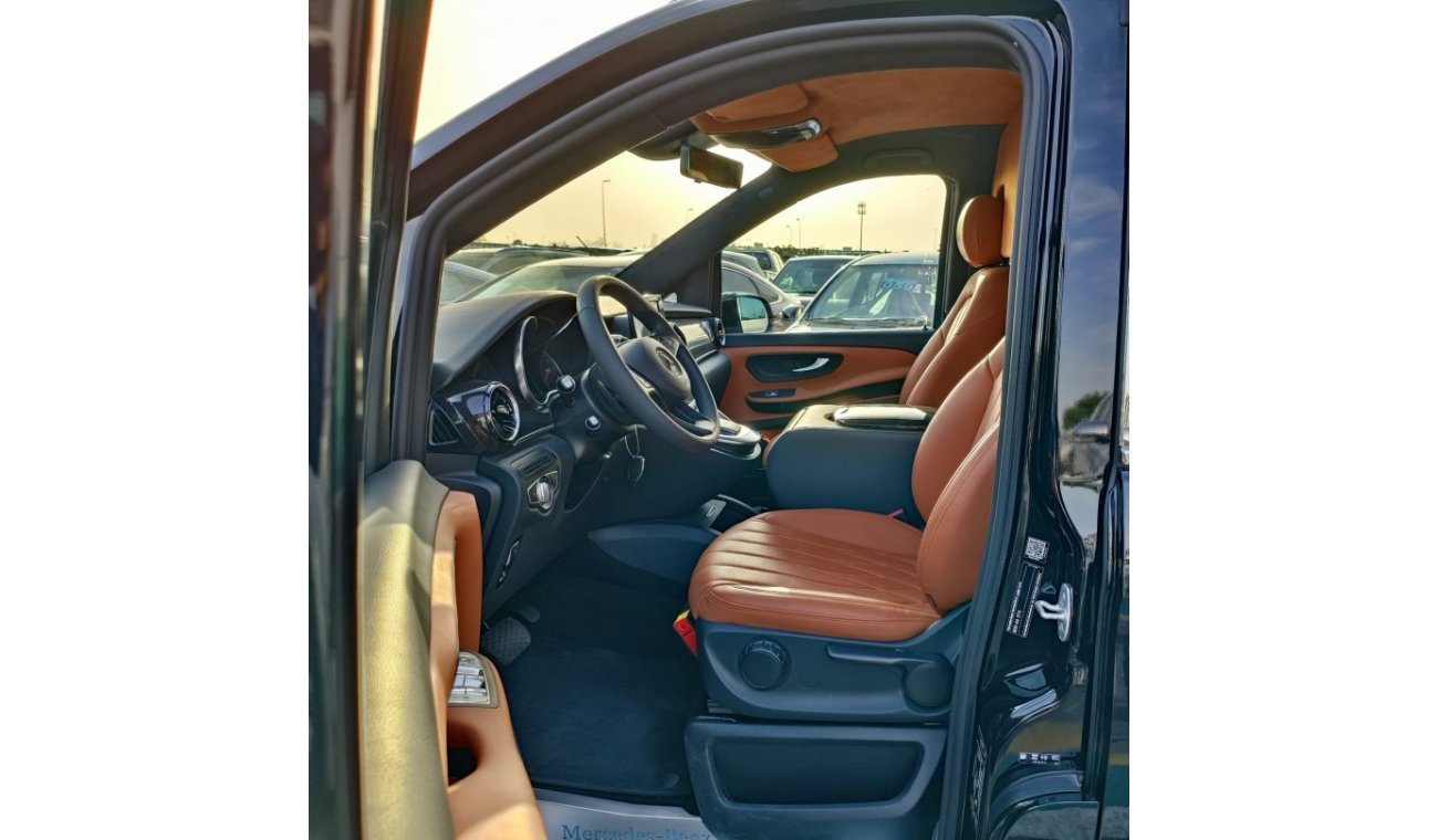 مرسيدس بنز V 250 V4, 2.0L Petrol,  VIP, Platinum, Front & Rear DVD's With Leather Seats, and Much More (CODE #208059)