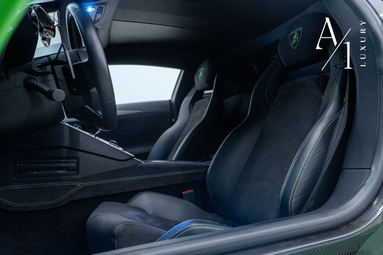 Lamborghini Aventador 6.5L V12