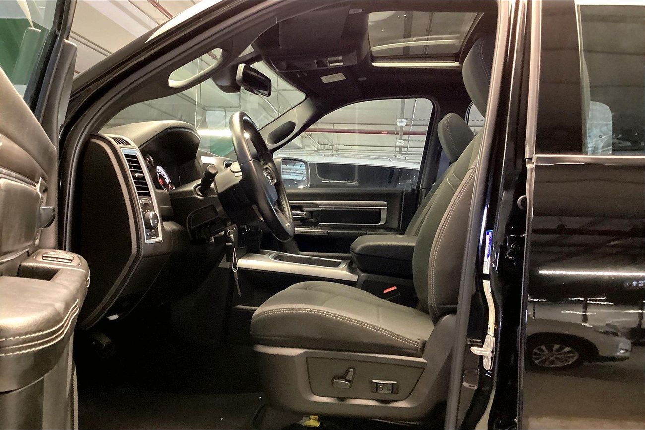 RAM 1500 Warlock Classic - Crew Cab | Guaranteed Warranty | 0 Down Payment