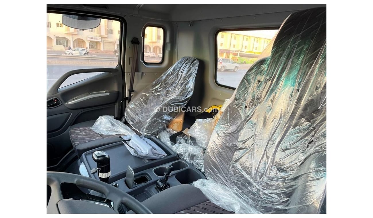 Foton Auman EST Foton Auman Truck Chassis with Cummins 4 cylinder Diesel Engine – 245 HP, 12 ton Payload