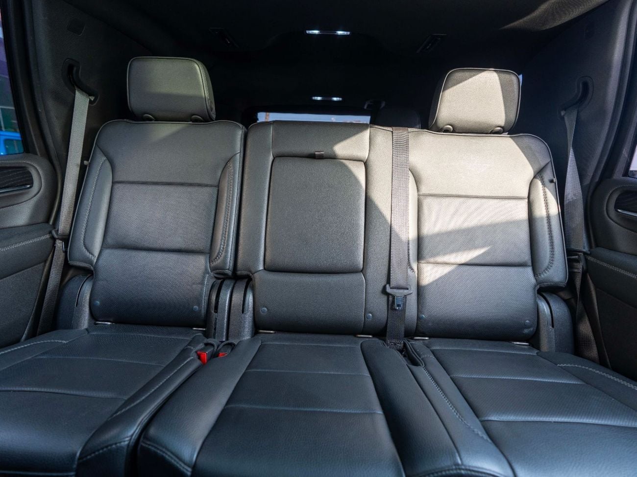 GMC Yukon Denali 6.2L (8 Seater)