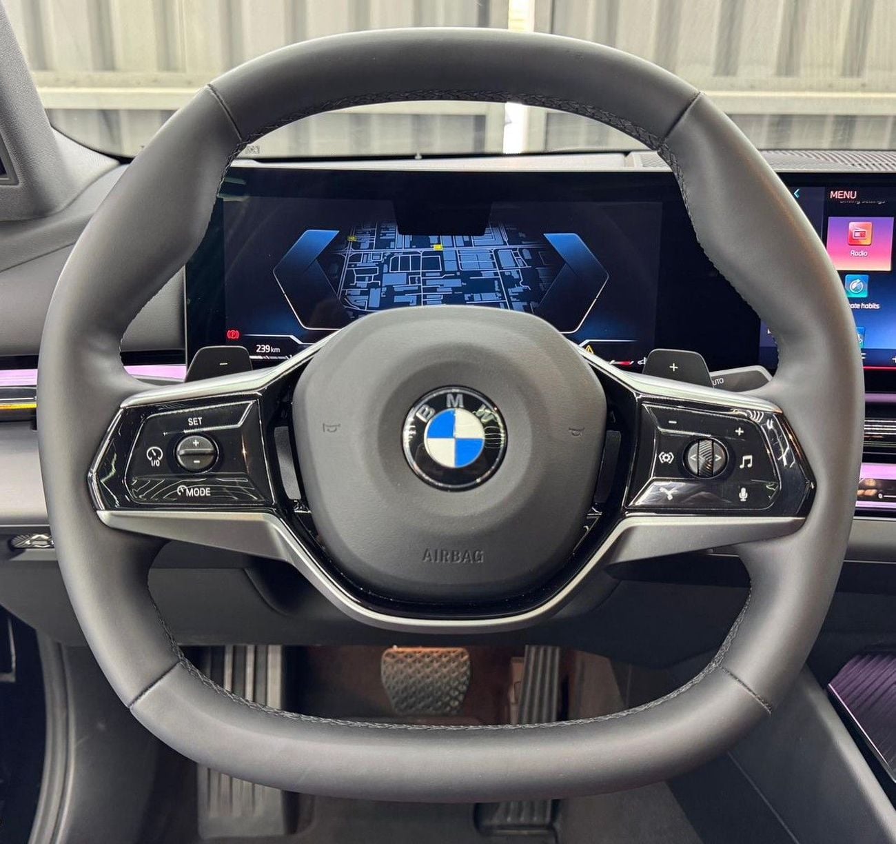 BMW 5 Series M SPORT, миниатюра 14