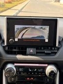 Toyota RAV4 XLE 2.5 L AWD leather seats, push start 2024