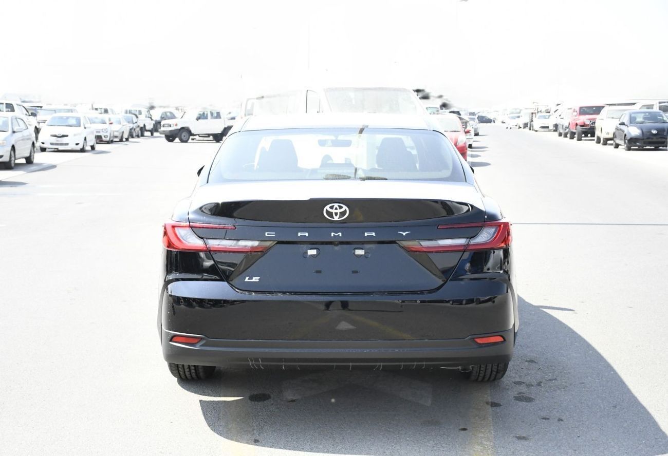 Toyota Camry LE 2.5L with Wireless Charger ( Ready Stock )