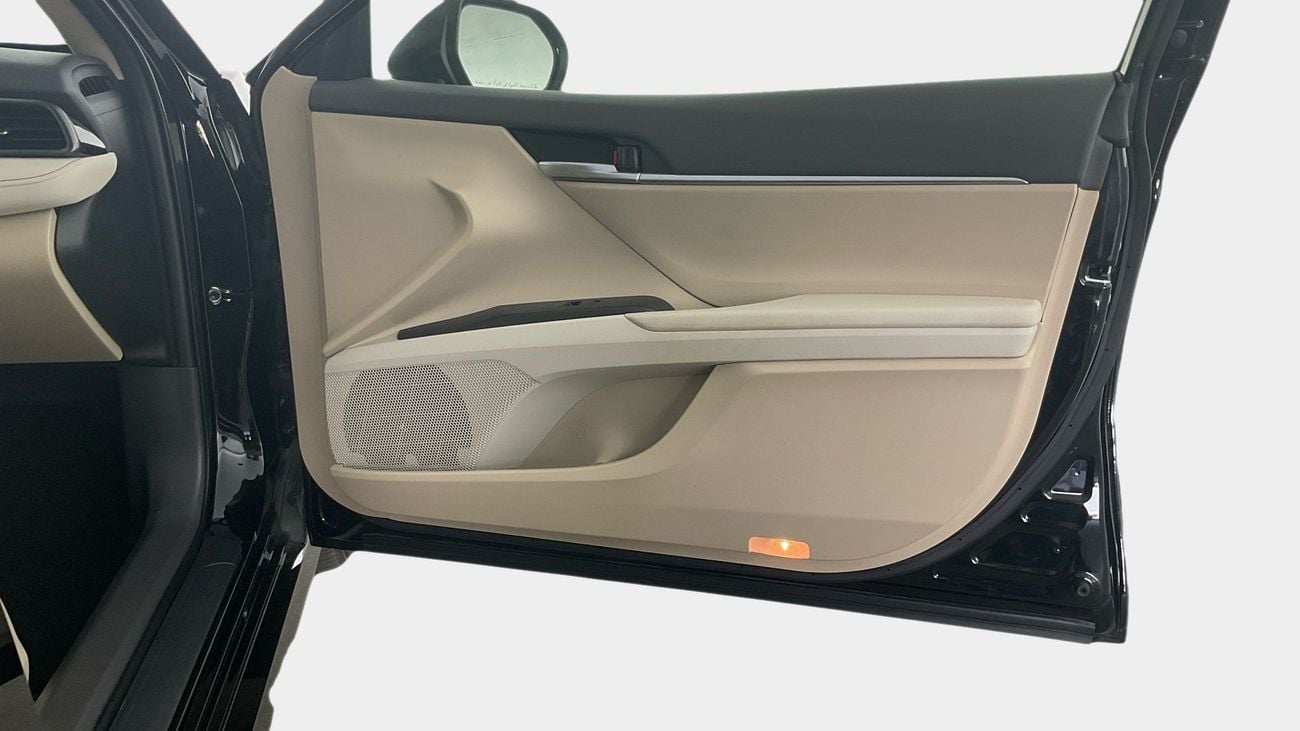 Toyota Camry SE | upto AED 20,000 Ramadan Discount | Guaranteed Warranty | 0 Down Payment