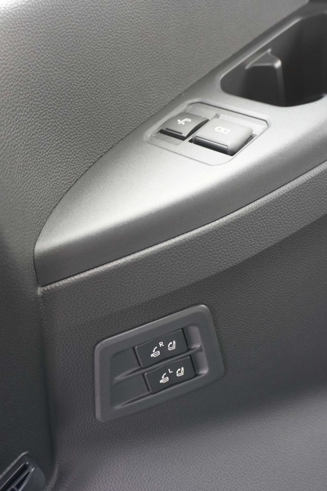 Lexus LX 700h LX700h