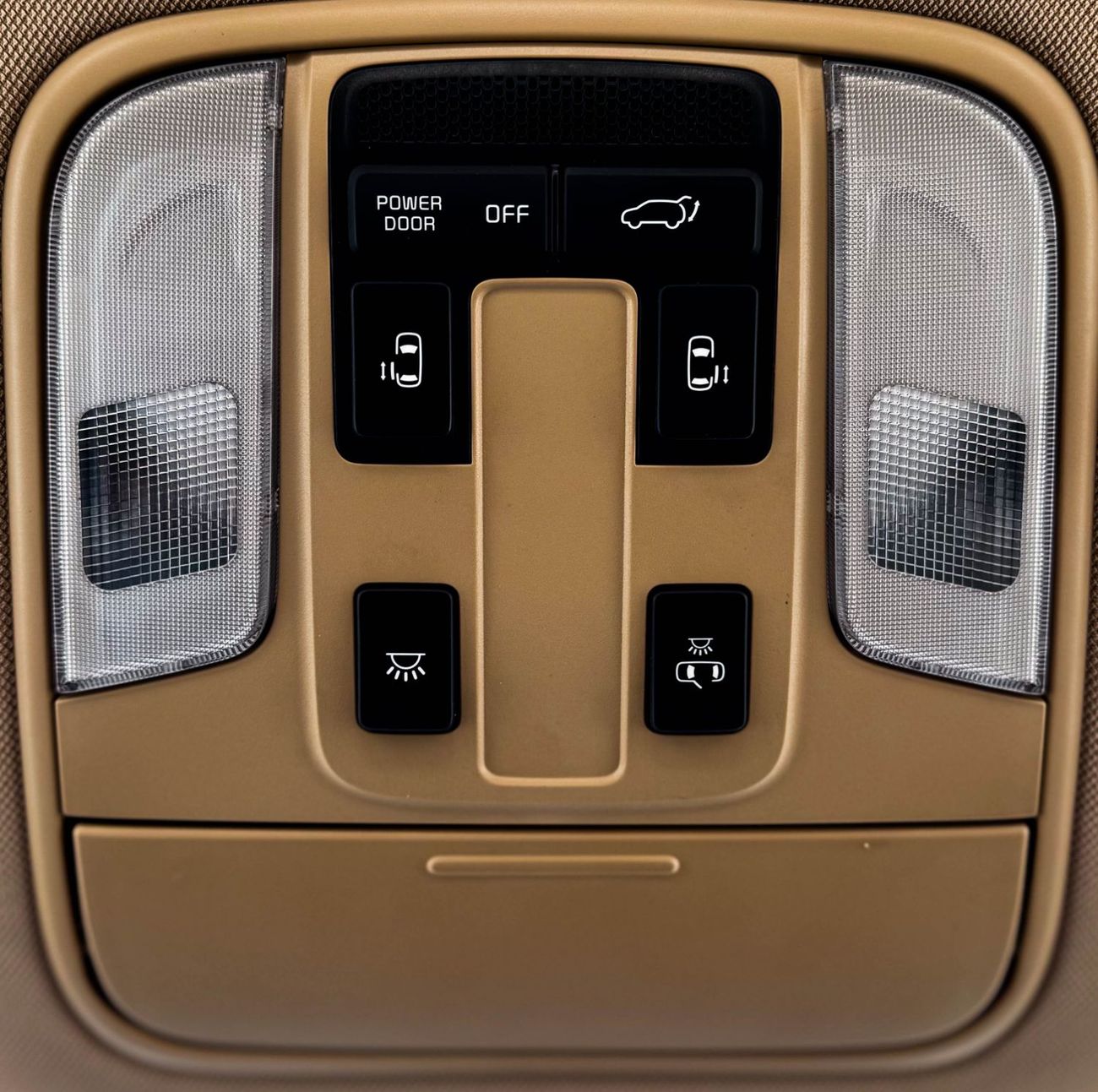 Kia Carnival SXL 3.5L Kia Carnival 2021 | 3.5L | V6 | GCC, accident free | in excellent condition | 1162 PM