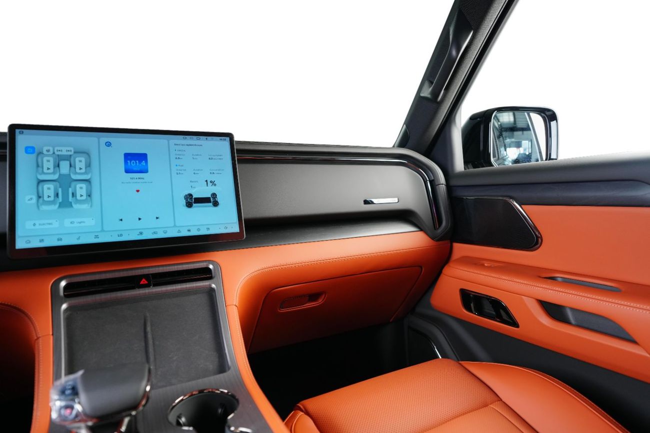روكس 01 VIP 6 Seats-Premium Leather Interior-Luxury-5 Years Warranty &amp; Service Contract