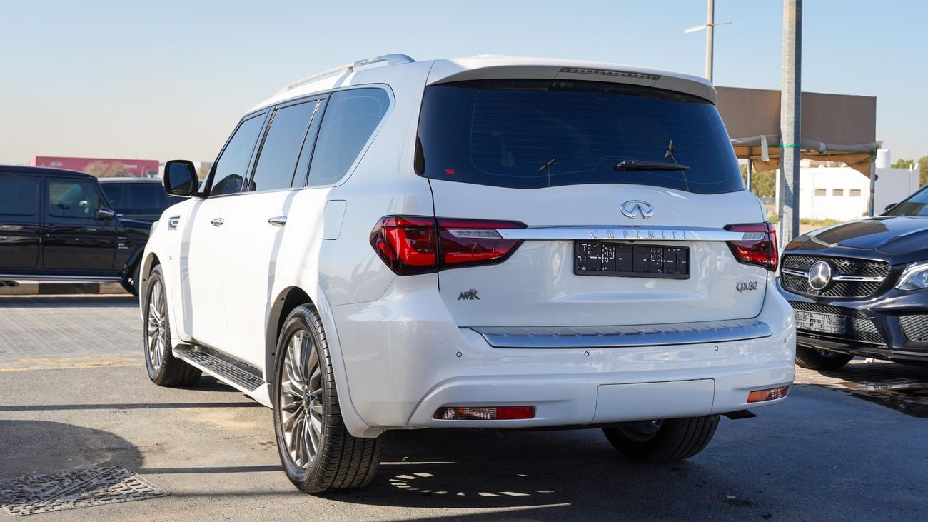 Infiniti QX80