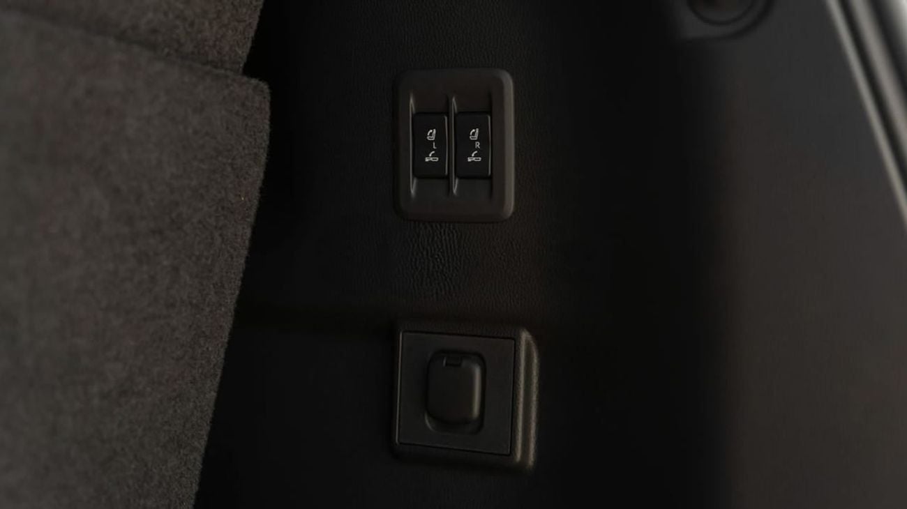 تويوتا برادو VX+ FULL OPTION DIESEL