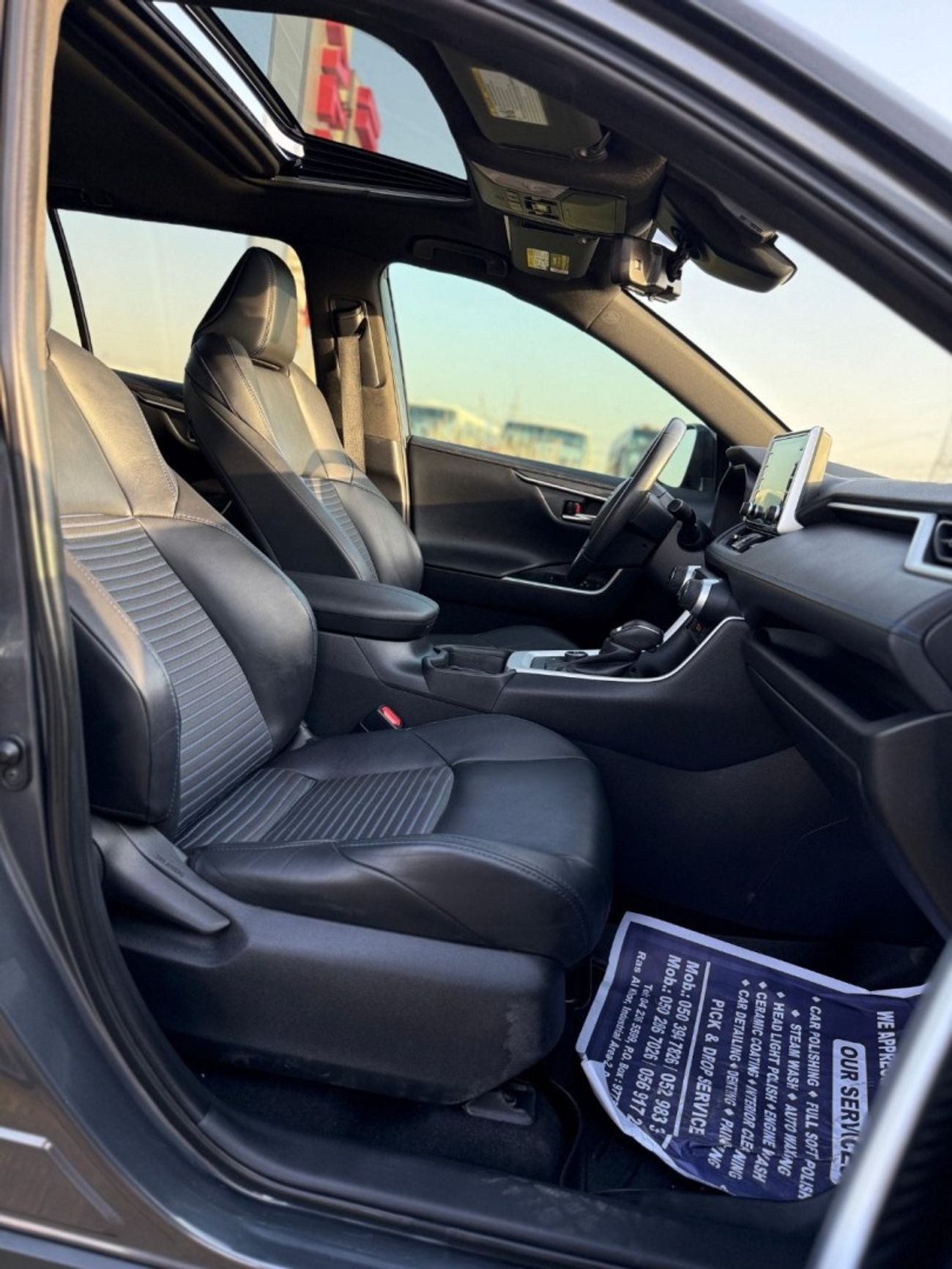 Toyota RAV4 Hybrid XSE Full Option