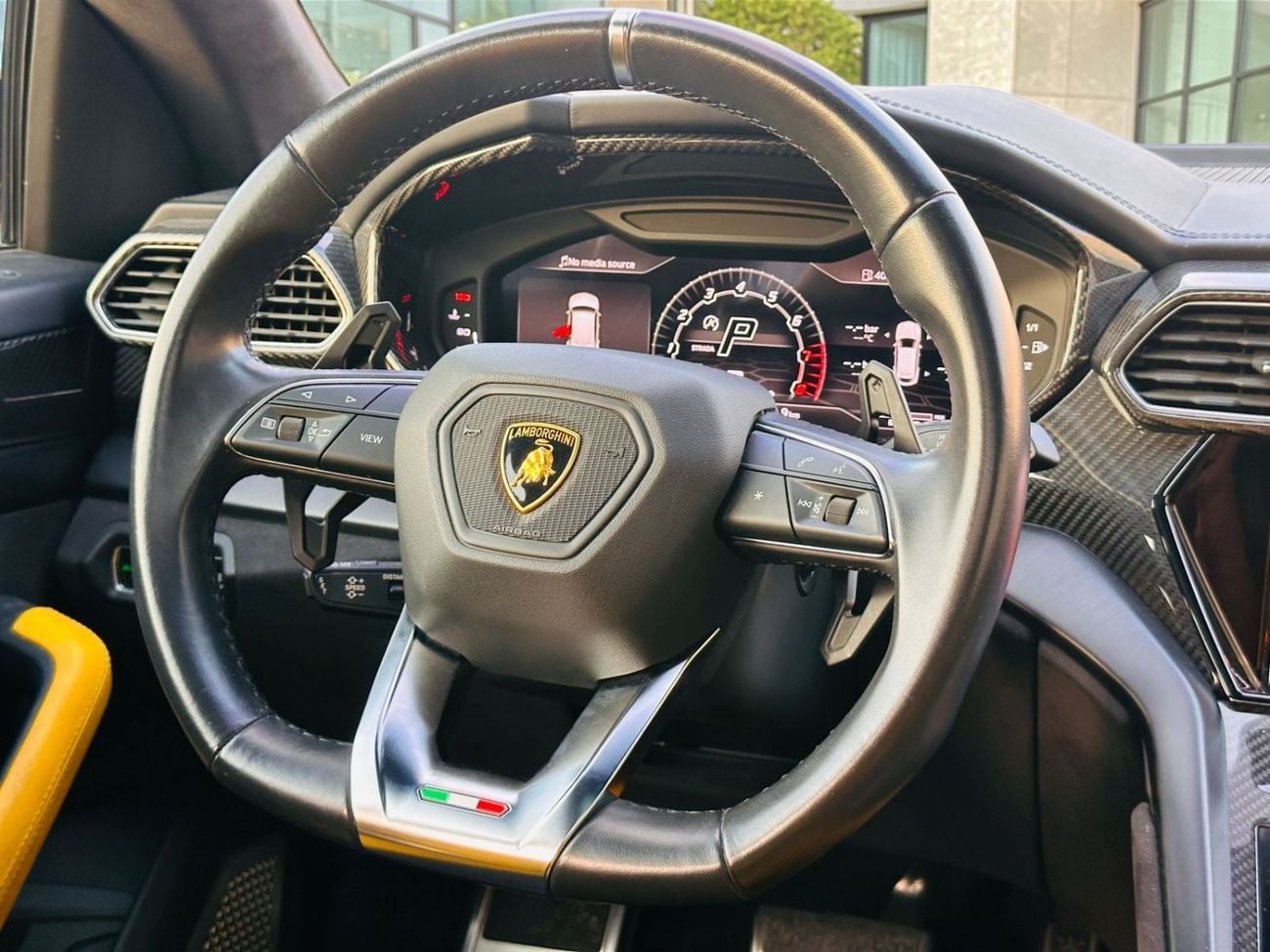 لامبورغيني اوروس AED 12,800 P.M. | 0% DP | LAMBORGHINI URUS | UNDER WARRANTY TILL FEB 2027 | GCC