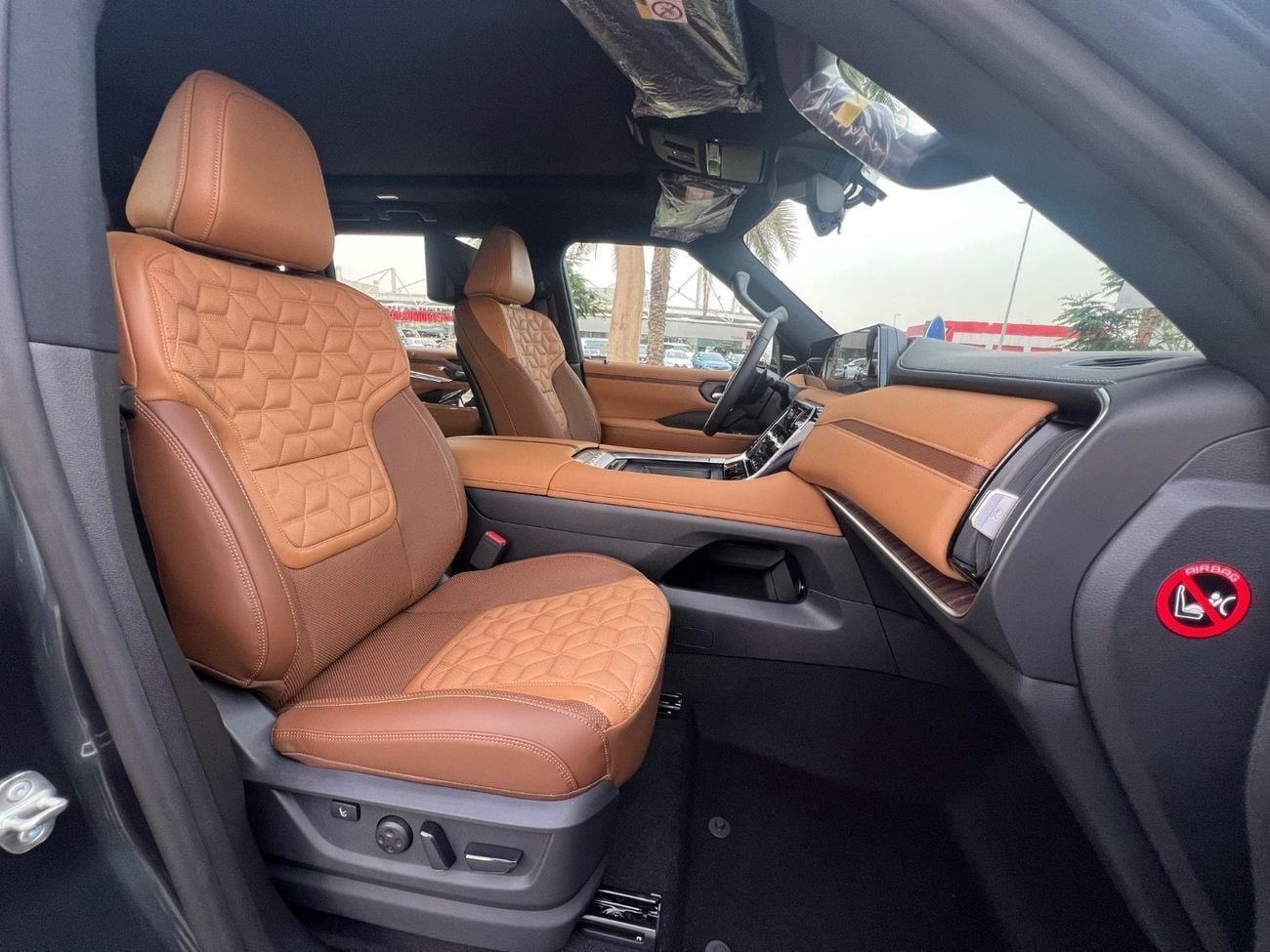 Nissan Patrol LE PLATINUM CITY LE PLATINUM