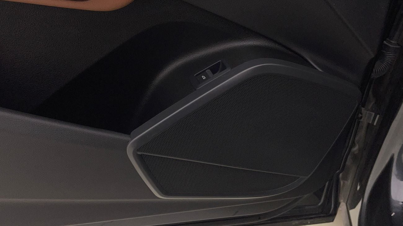 أودي Q5 45 TFSI QUATTRO 2 | بدون دفعة مقدمة | اختبار القيادة في المنزل