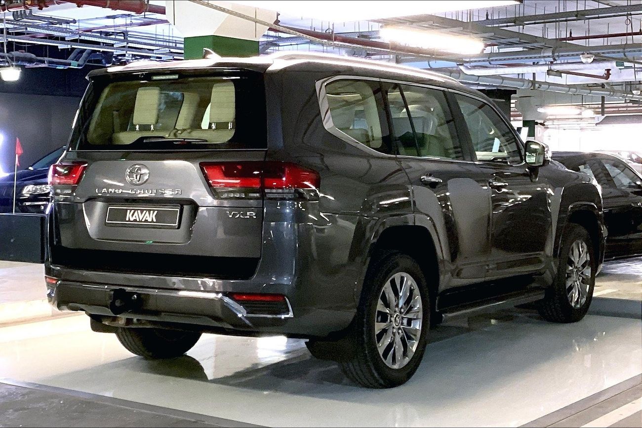 Infiniti Q50 Premium / Luxe | Guaranteed Warranty | 0 Down Payment