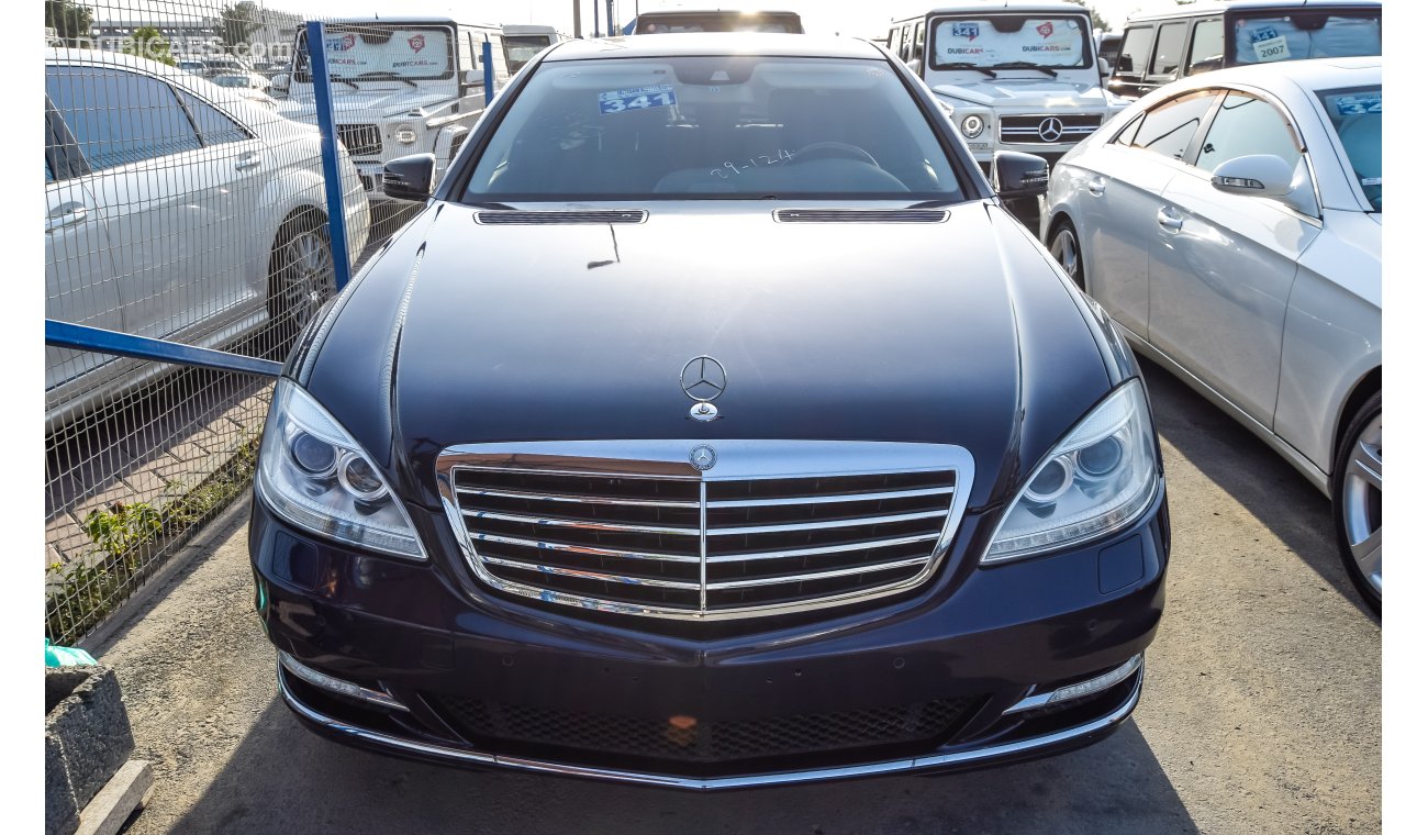 مرسيدس بنز S 550