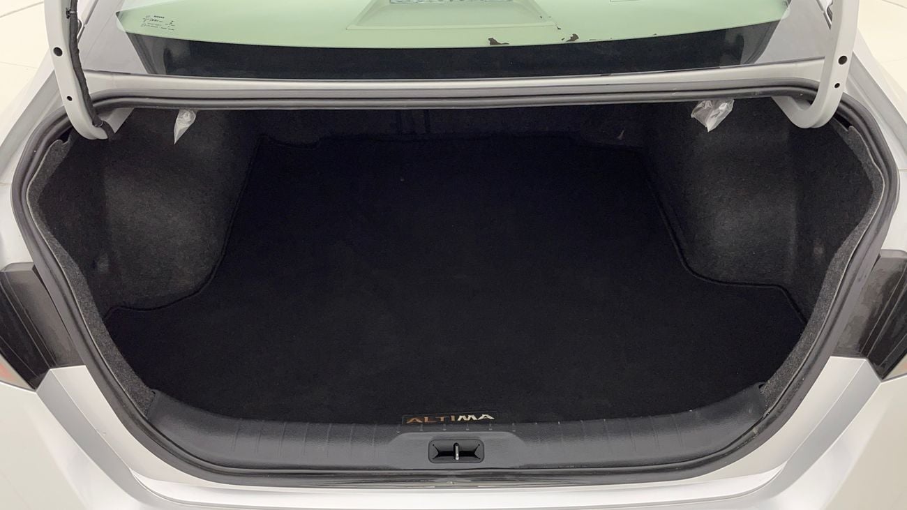نيسان ألتيما SV 2.5 | بدون دفعة مقدمة | اختبار القيادة في المنزل