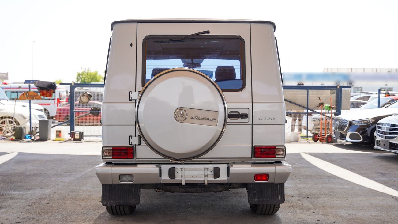 Mercedes-Benz G 320