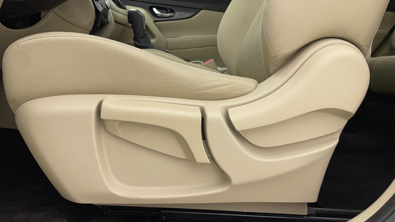 نيسان إكس تريل S 2.5 | بدون دفعة مقدمة | اختبار قيادة مجاني للمنزل