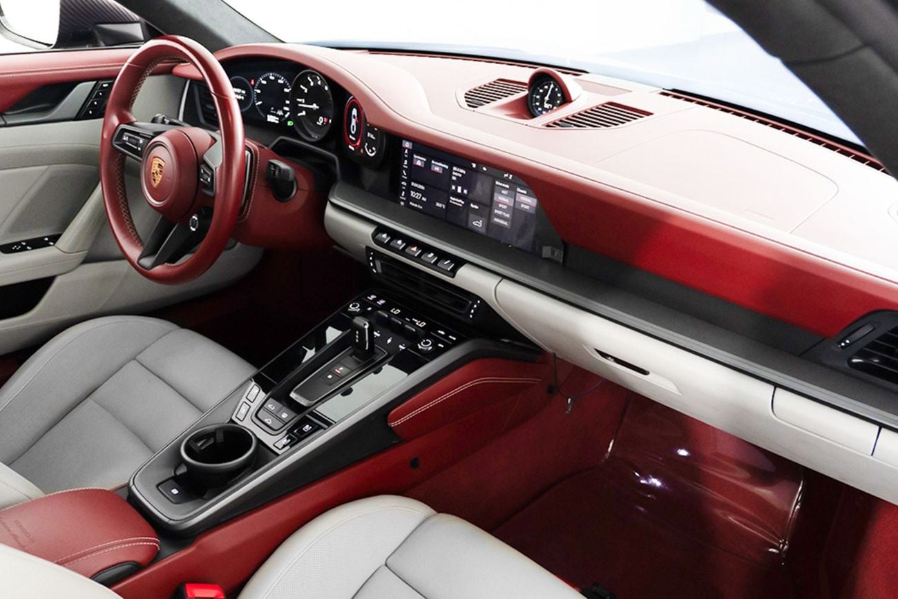 بورش 911 Carrera 3.0L (444 HP) Coupe