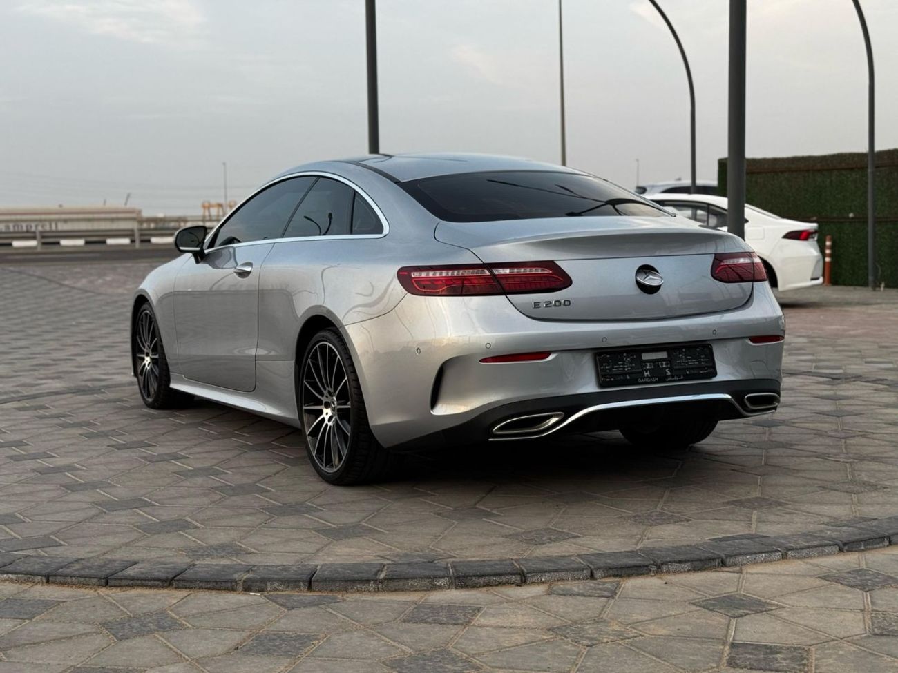 مرسيدس بنز E 200 كوبيه