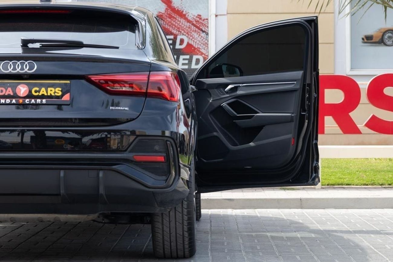 Audi Q3 40 TFSI quattro S Line 2.0L SUV