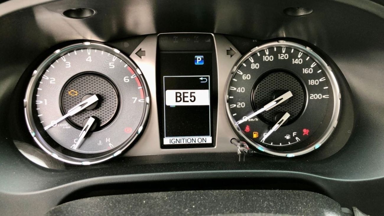 Toyota Hilux SGLX Toyota Hilux 2.7L Petrol Automatic D/C 2025YM