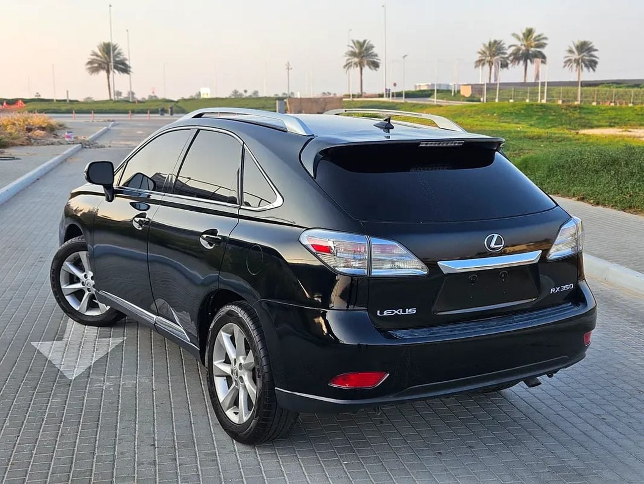 Lexus RX350 RX 350 Standard | American Specs | Well Maintained Premium Luxury SUV