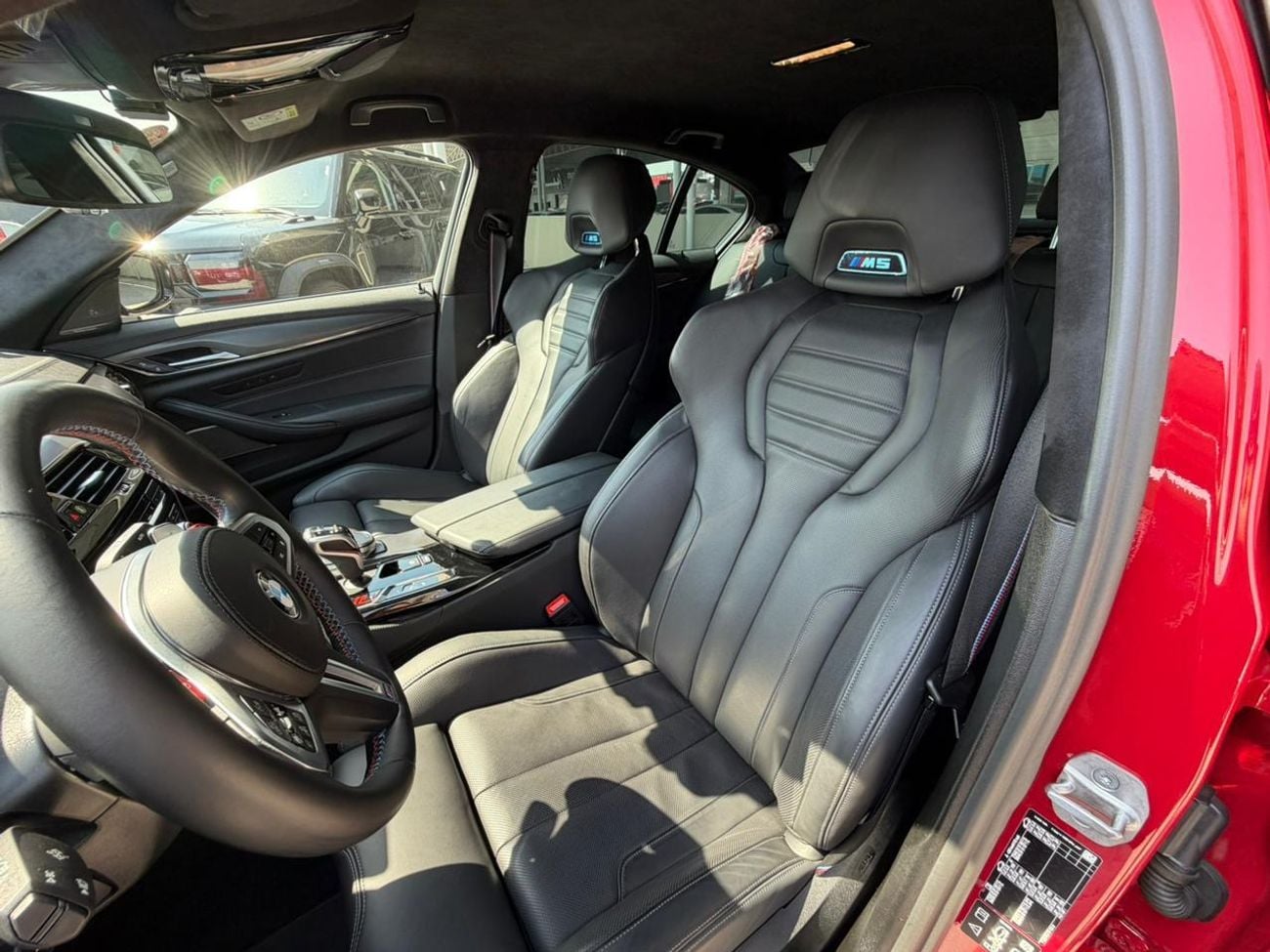 بي أم دبليو M5 COMPETITION PACK