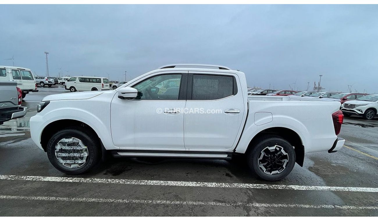 Nissan Navara LE+ 2.5L DIESEL 4X4 AT FULL OPTION