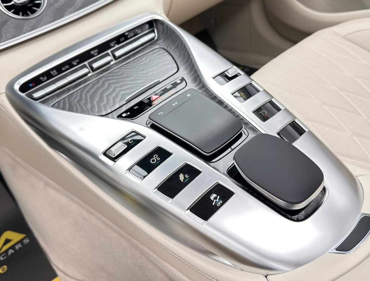 مرسيدس بنز ايه ام جي جي تي 43 2025 Mercedes-AMG GT43 Coupe, 5 Year Mercedes Warranty + Service Contract, GCC